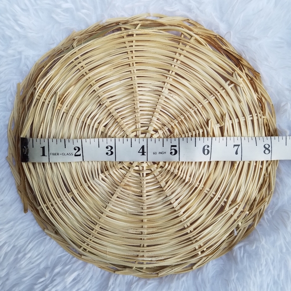 New! Straw Paper Plate Holder - Picture 8 of 10